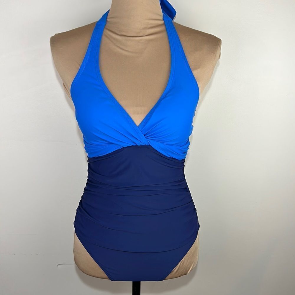 Chaps One Piece Swimsuit Slimming Fit Size 4